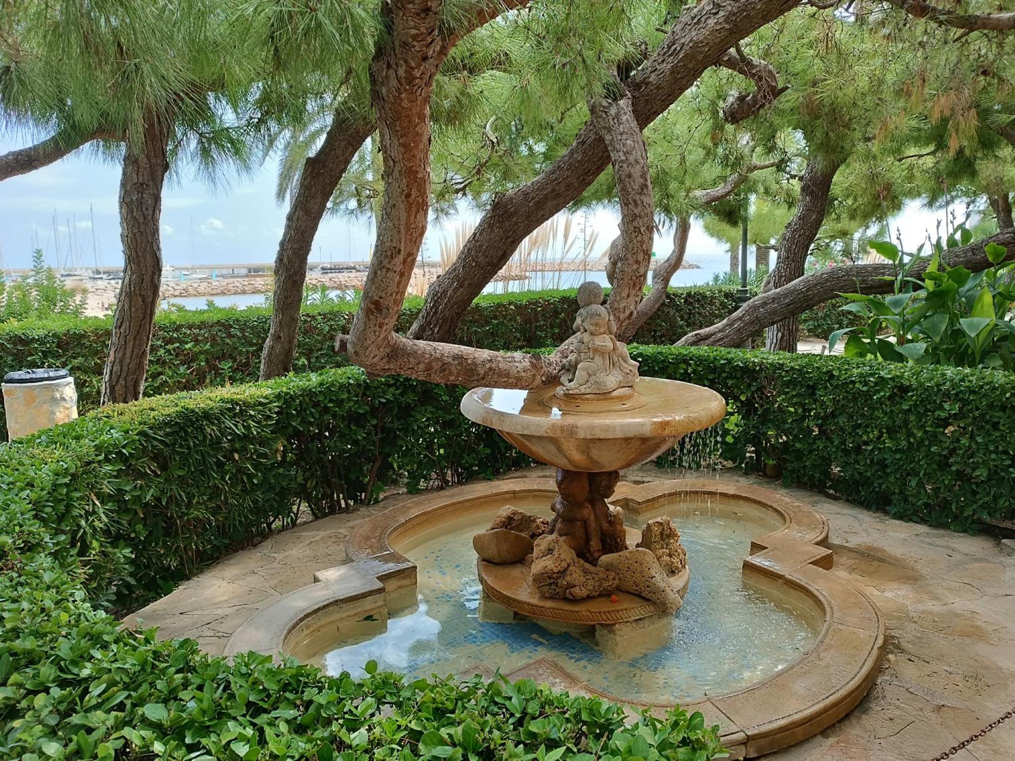 Lluna Beach Bara Roda de Bará 外观 照片