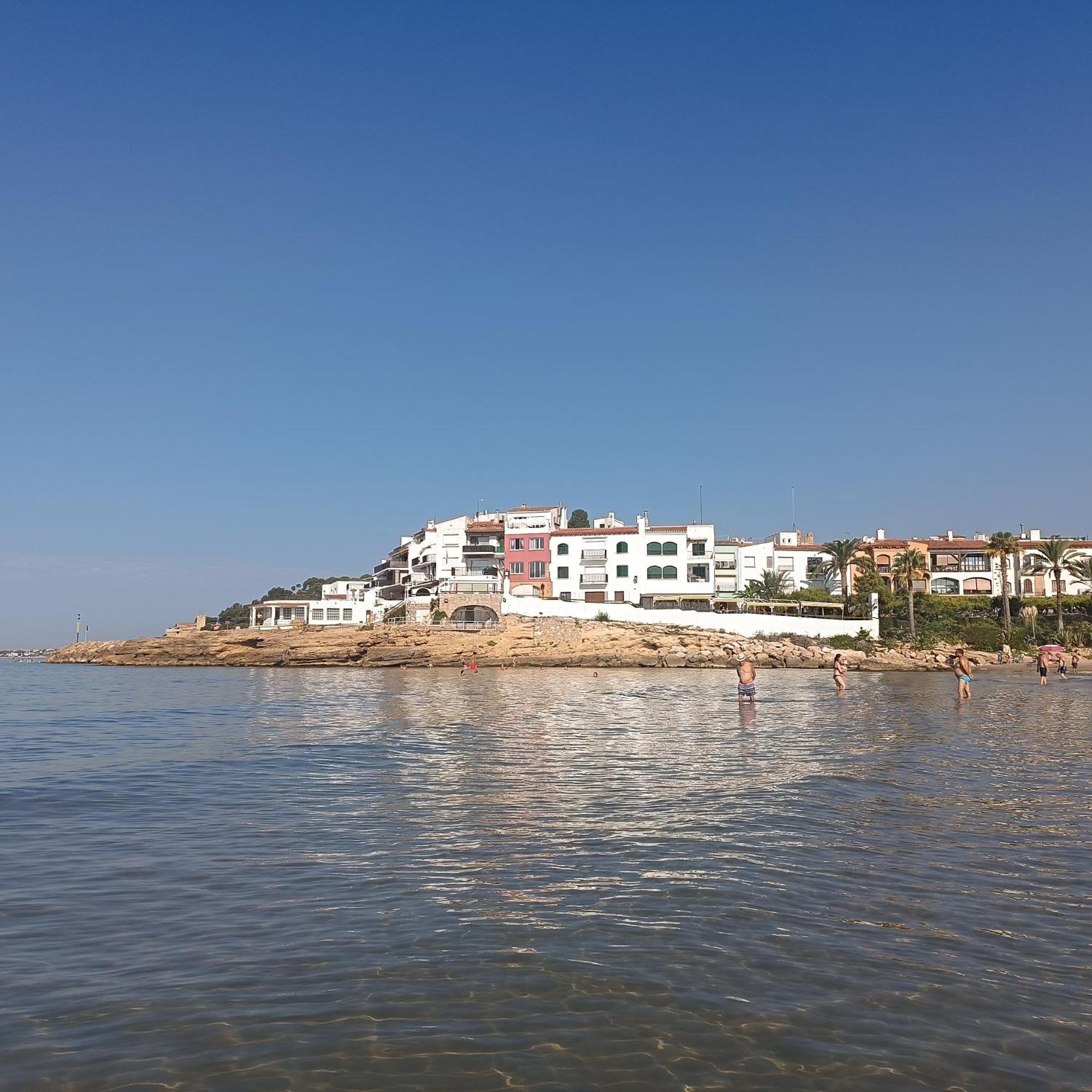 Lluna Beach Bara Roda de Bará 外观 照片